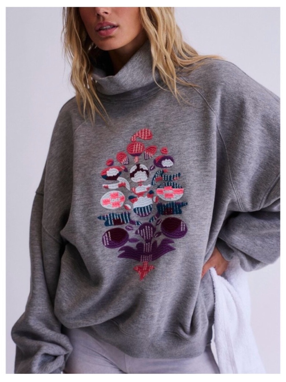 NWT FP MOVEMENT BY FREE PEOPLE ON YOUR MARK PULLOVER